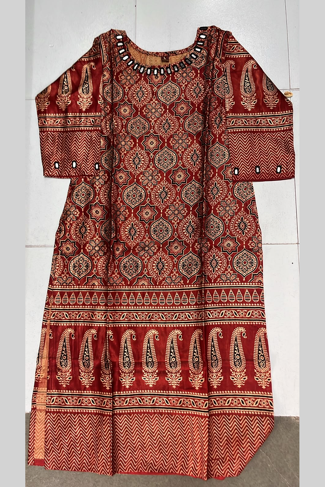 Scarlet Paisley