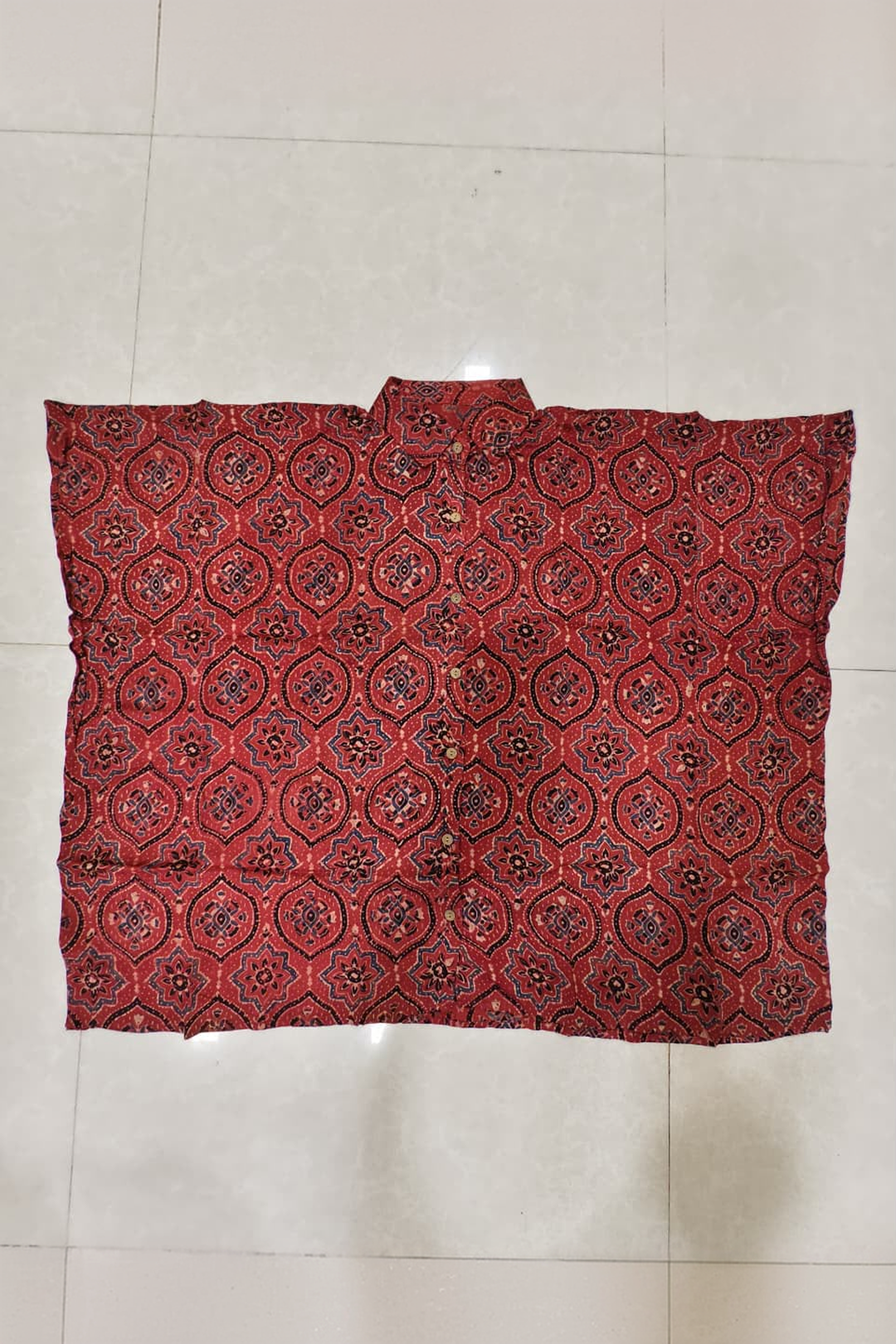 Shirt Red Medallion