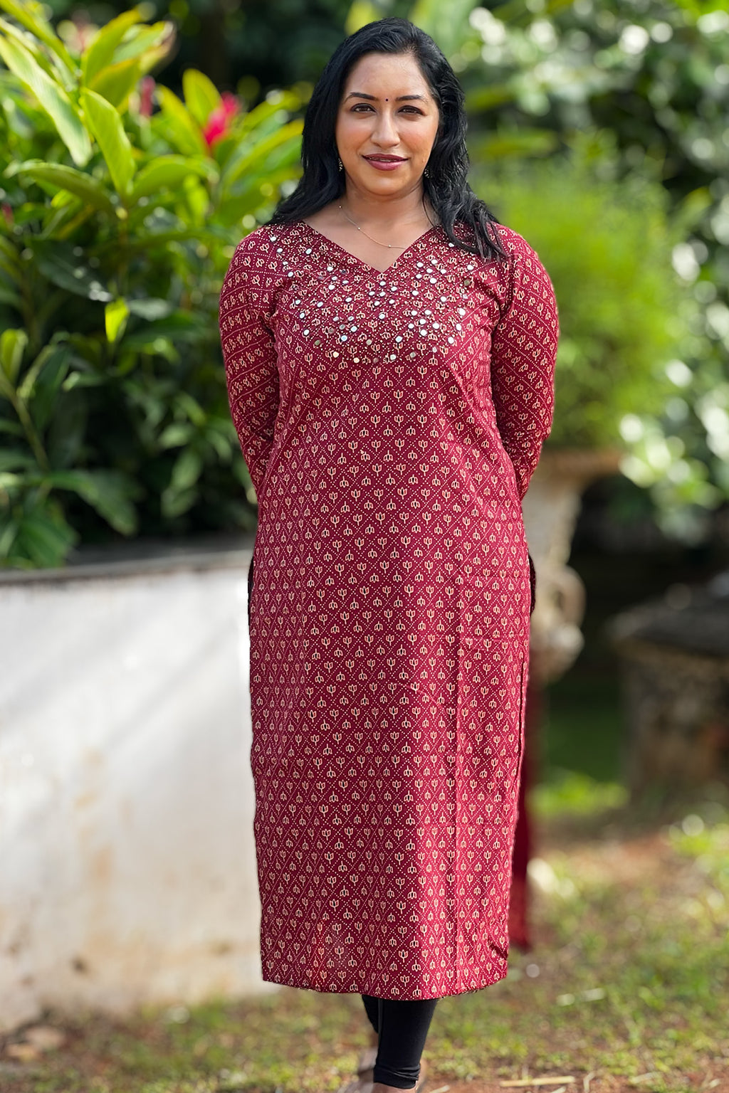 Aroha Chamak maroon kurti, front angle